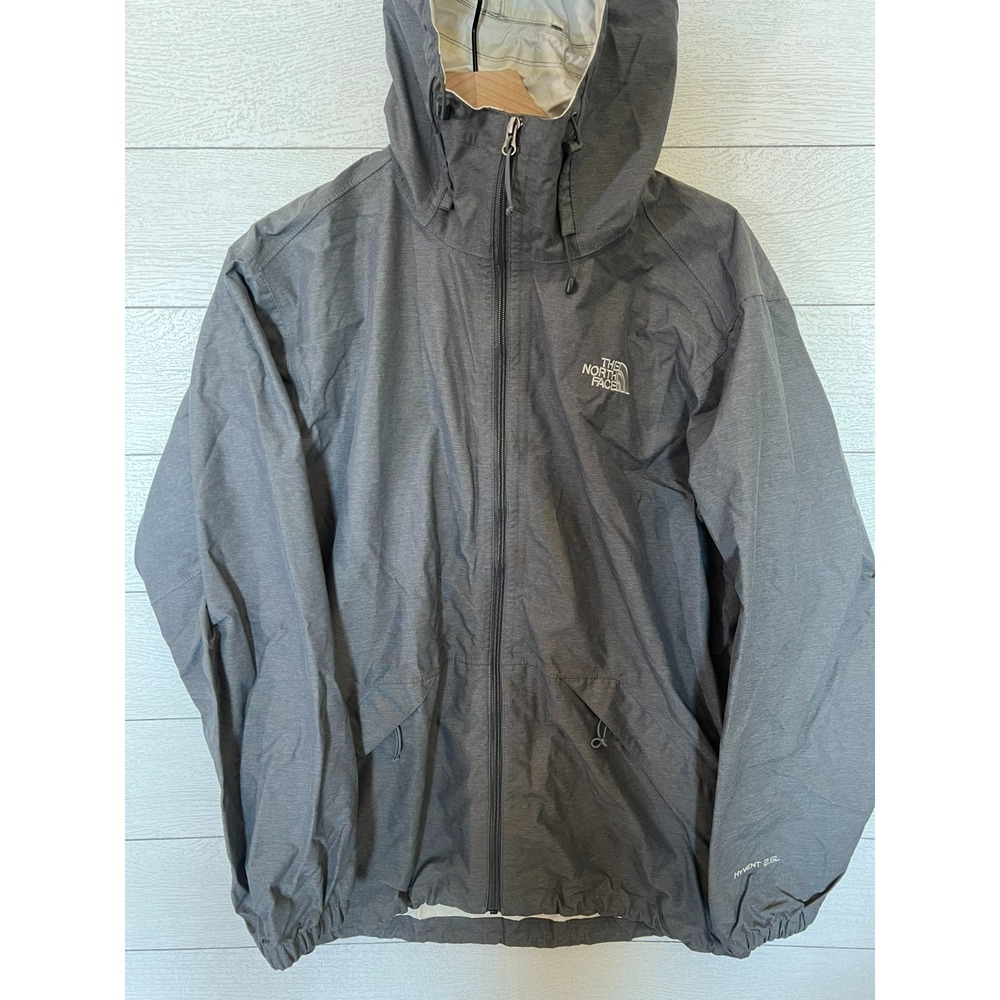 The North Face HyVent 2.5L Jacket Mens Medium Gray Hooded Raincoat Windbreaker